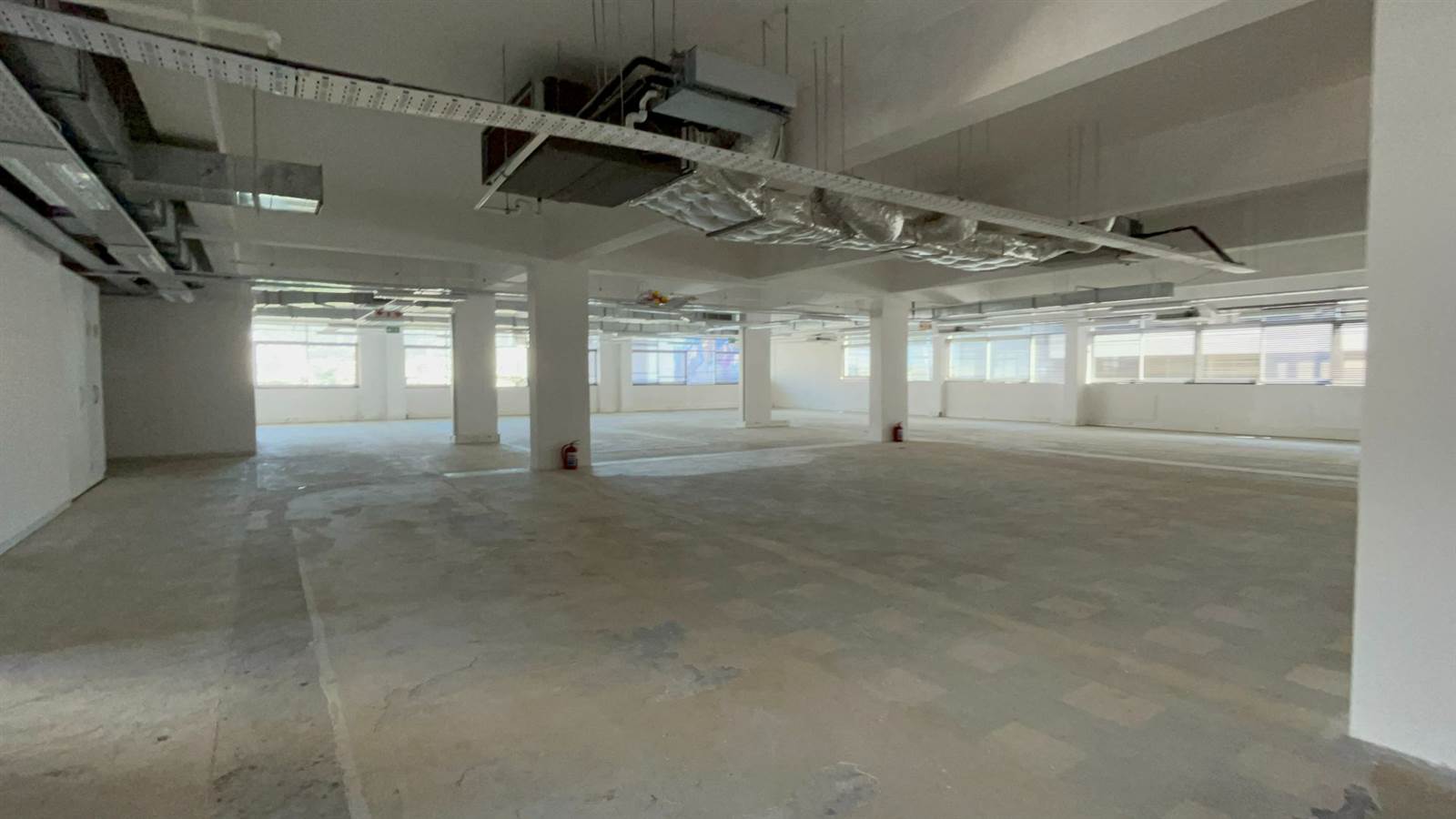 904  m² Office Space in Foreshore photo number 11