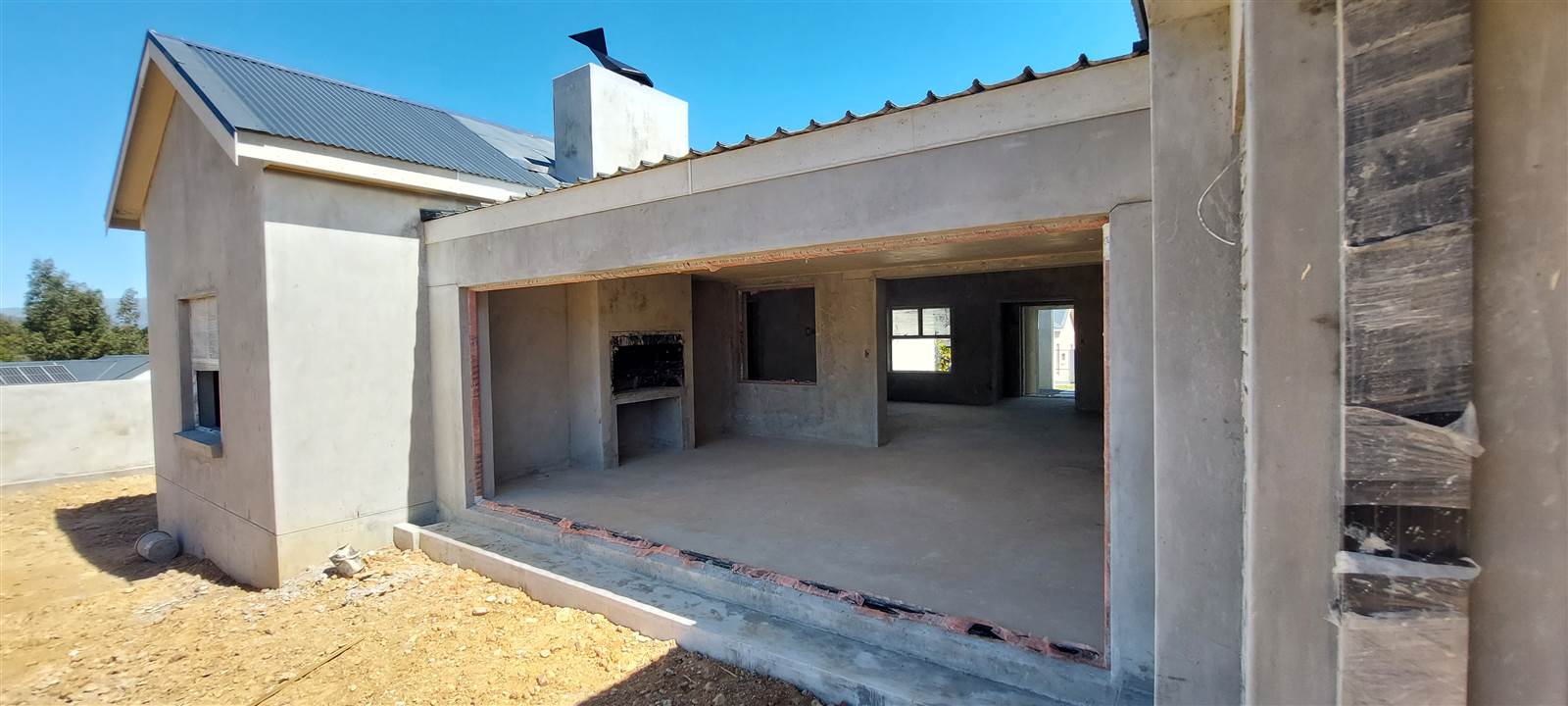 4 Bed House in Paarl photo number 8