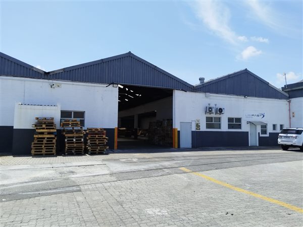 1 058  m² Industrial space