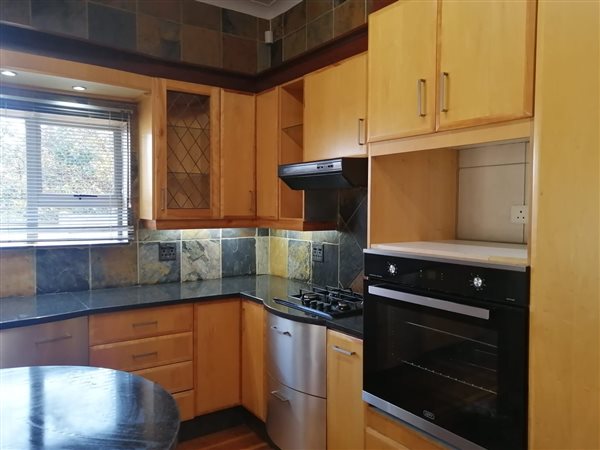 4 Bedroom House 4 Bedroom House