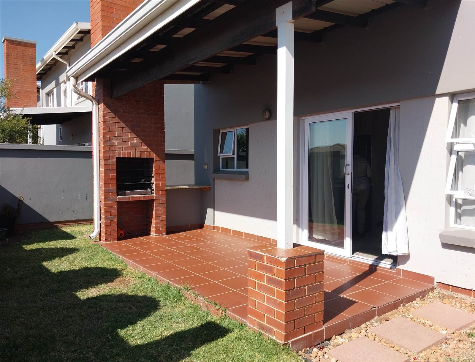 3 Bed Apartment in Alewynspoort photo number 11