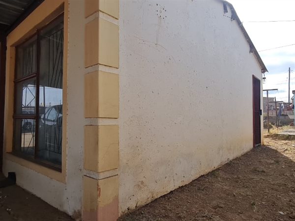 2 Bedroom House 2 Bedroom House