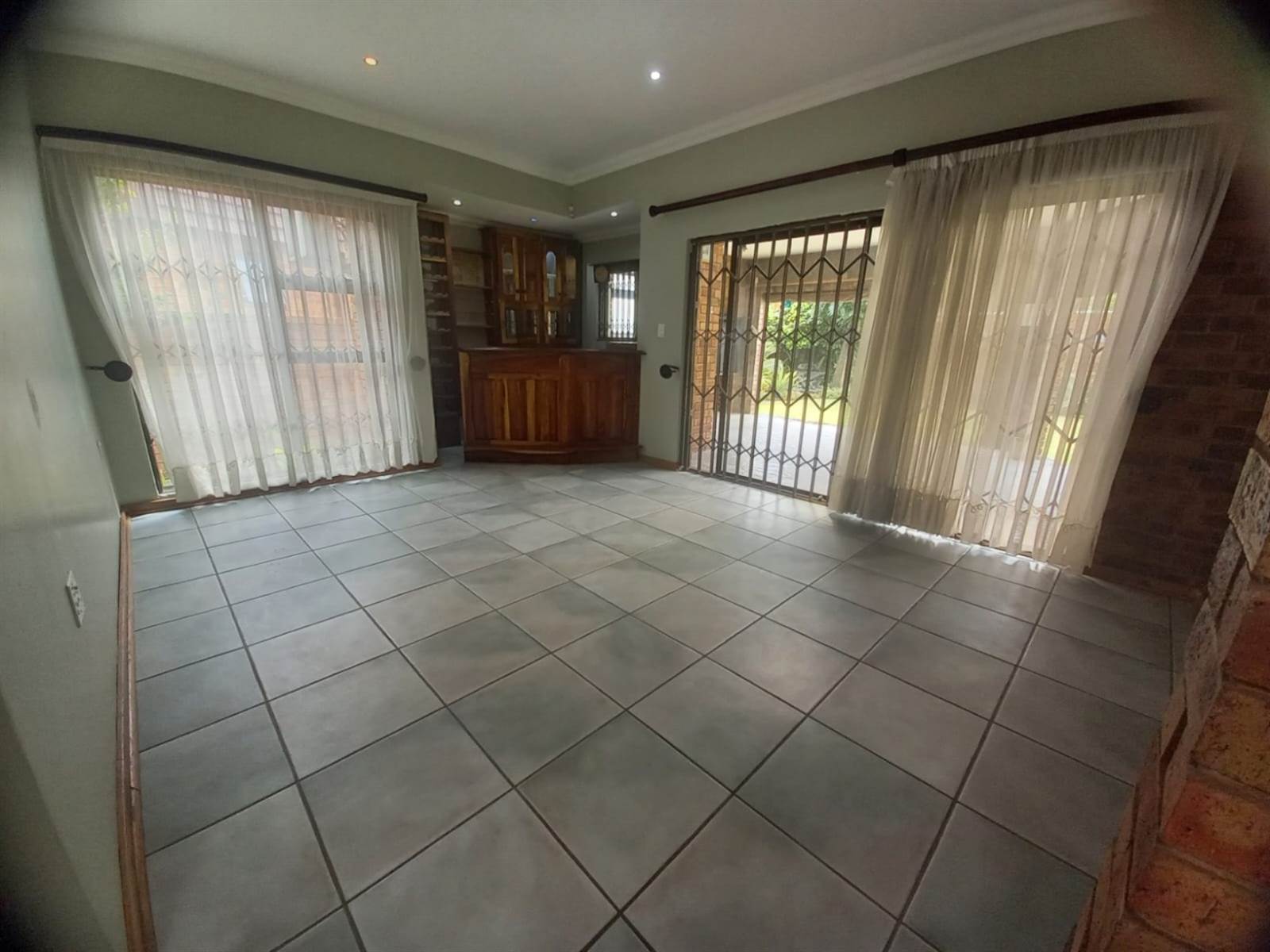 3 Bed House in Sasolburg photo number 10