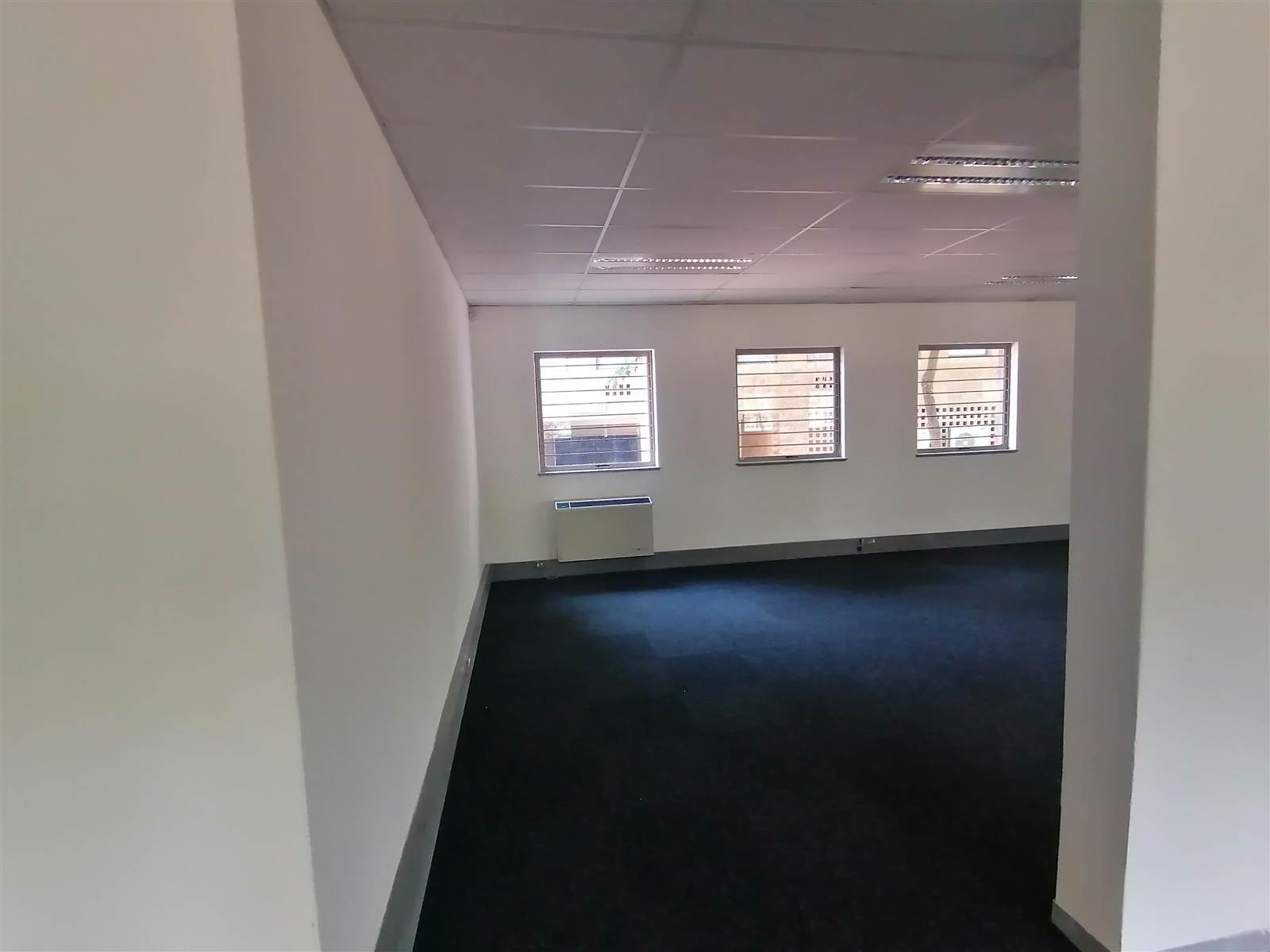 189  m² Commercial space in Halfway House photo number 7