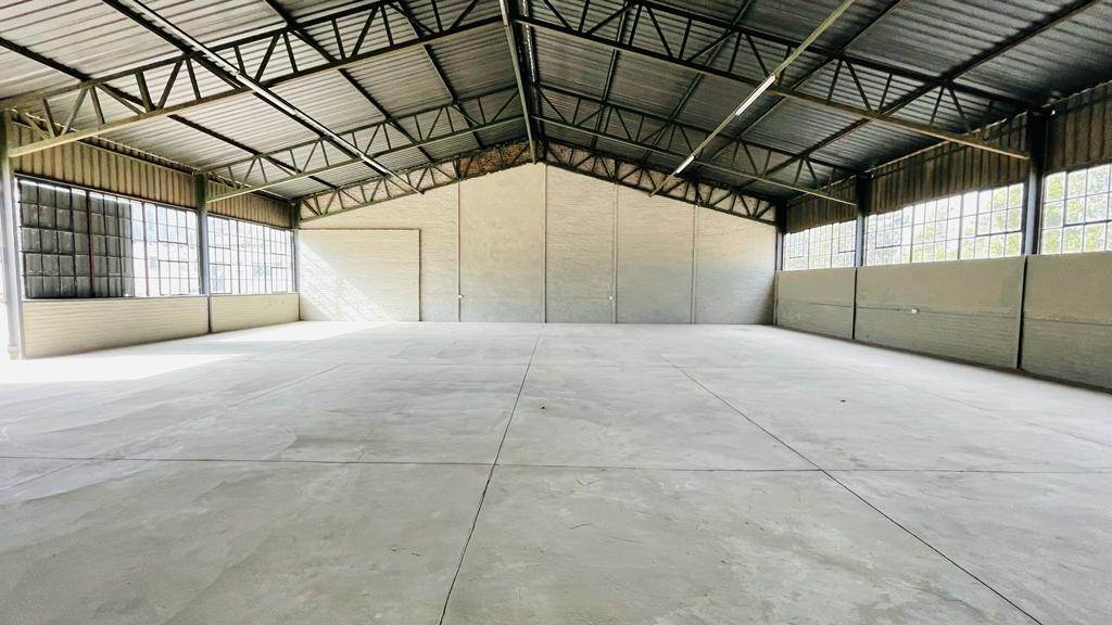 350  m² Industrial space in Krugersdorp North photo number 9