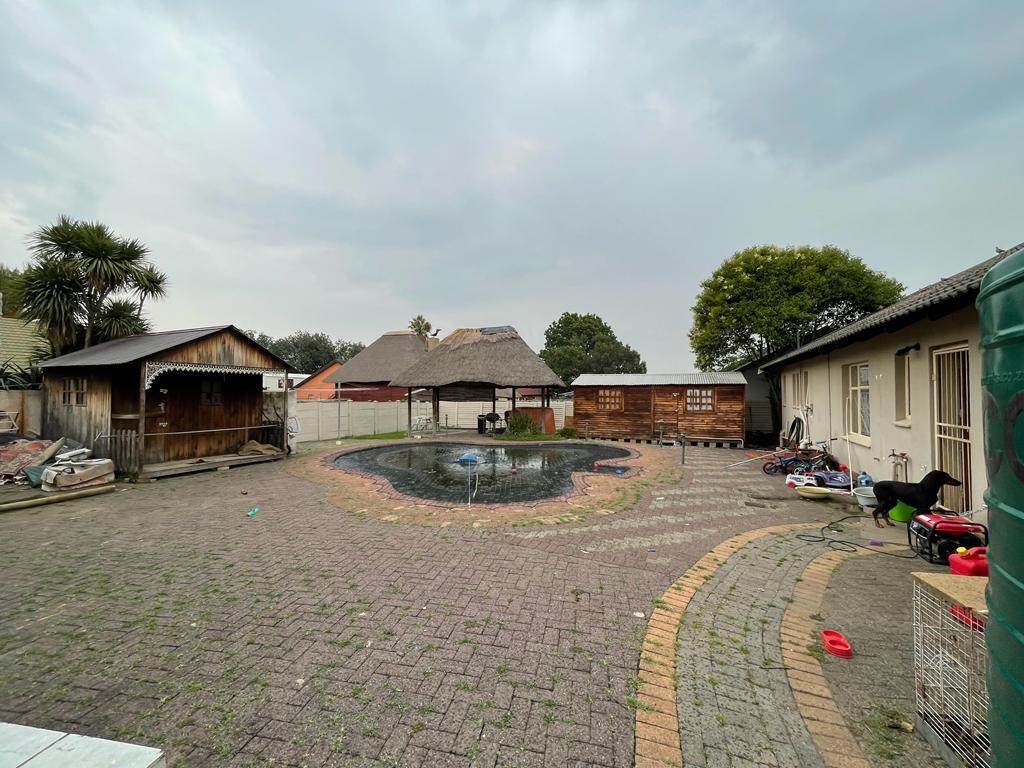 4 Bed House in Secunda photo number 21