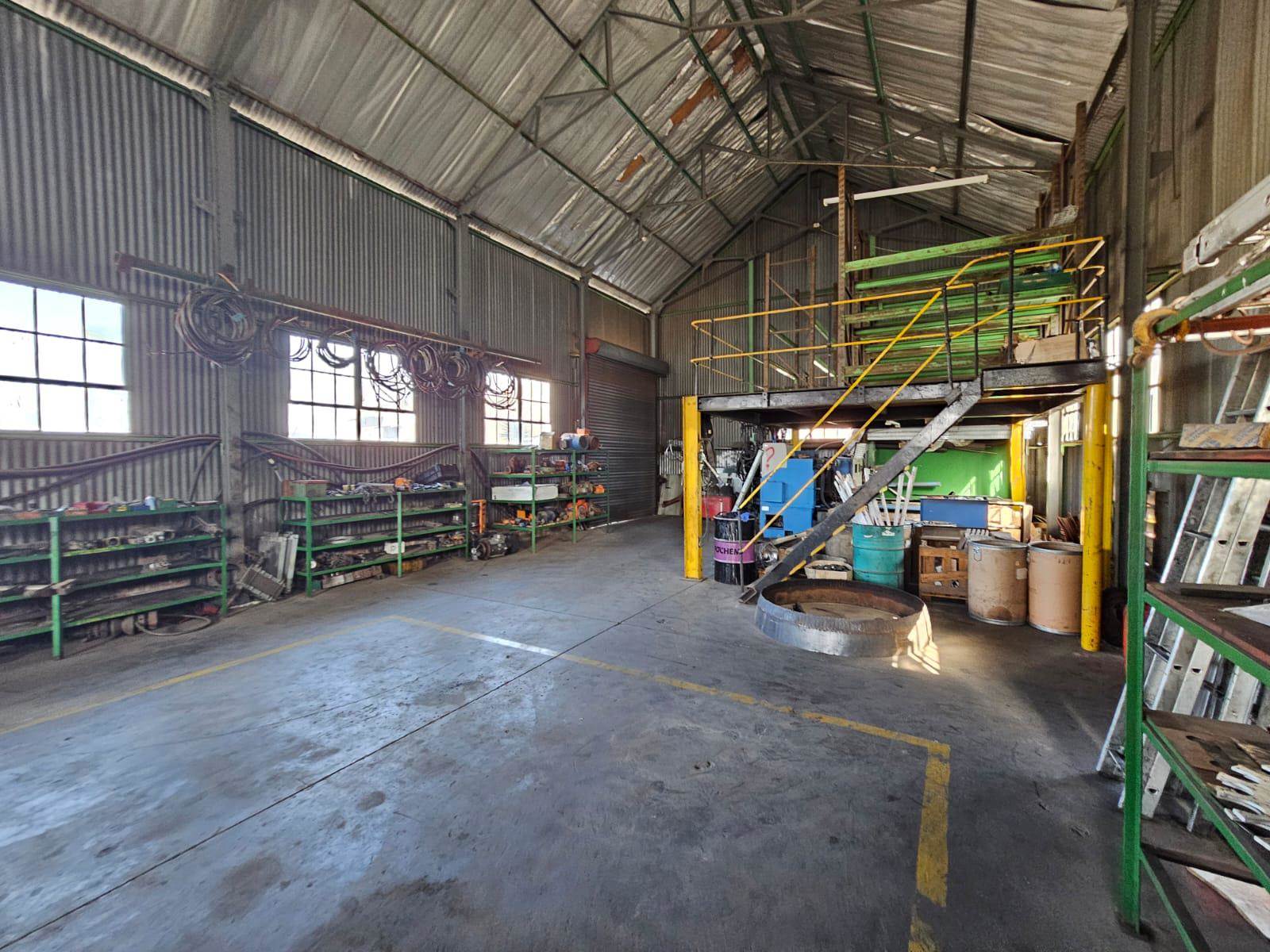 9111  m² Industrial space in New State Area photo number 14