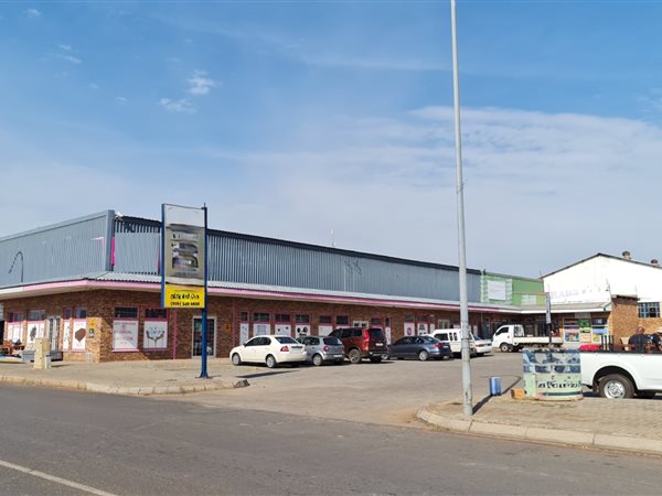507  m² Commercial space