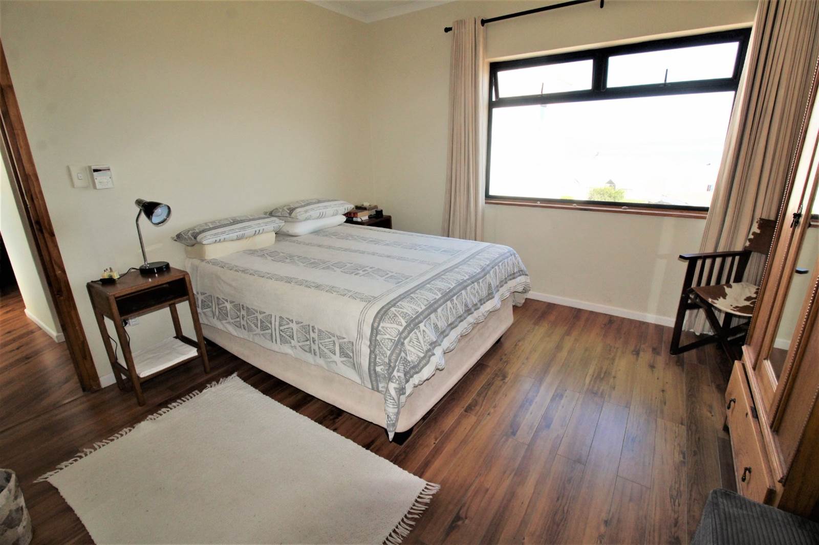 7 Bed House in Myburgh Park photo number 19