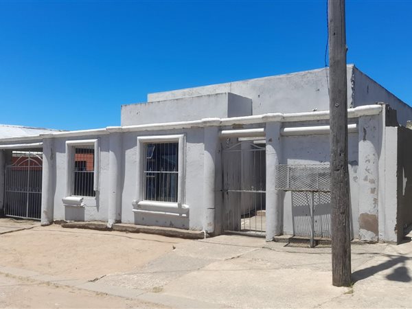 3 Bedroom House 3 Bedroom House