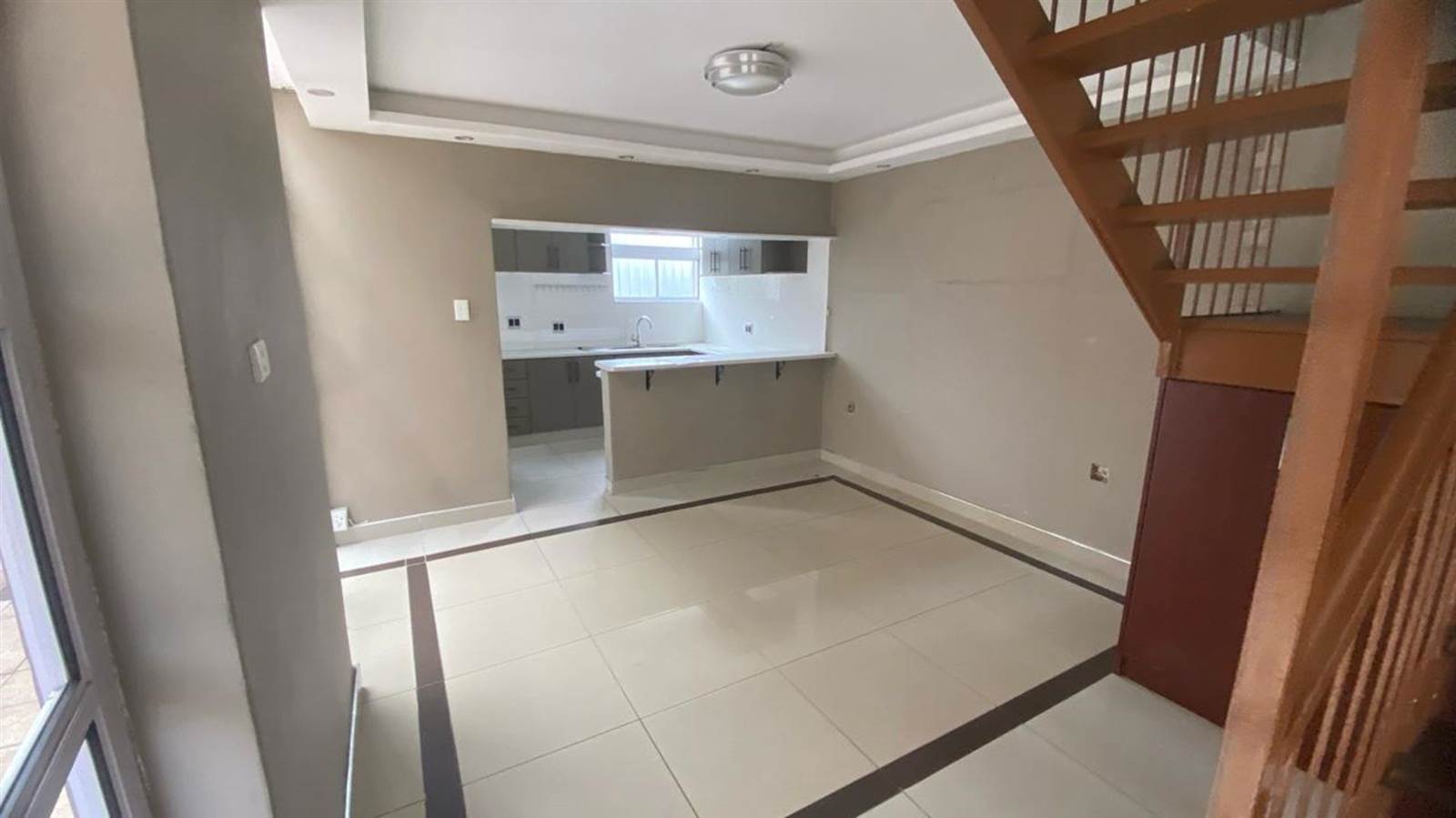 3 Bed Townhouse in Musgrave photo number 4
