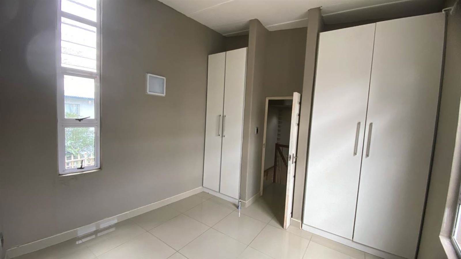 3 Bed Townhouse in Musgrave photo number 8