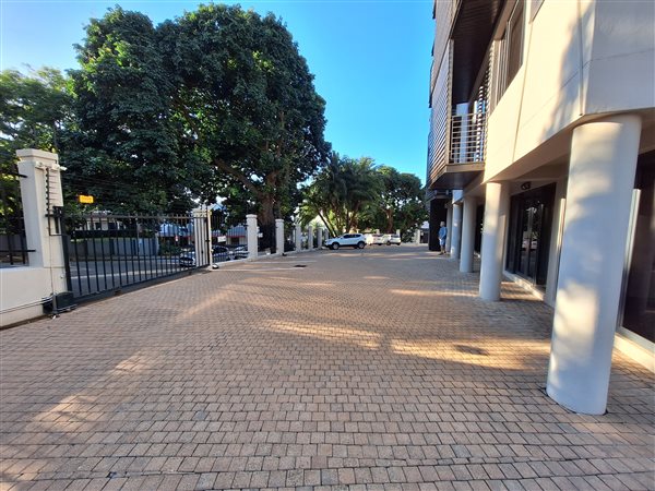 117  m² Commercial space in Morningside