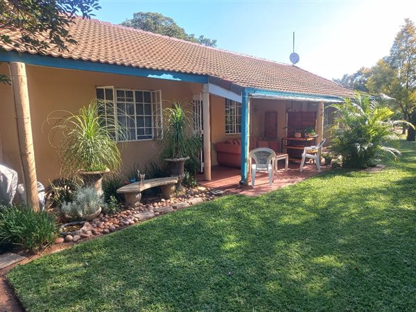 2 Bedroom Townhouse 2 Bedroom Townhouse