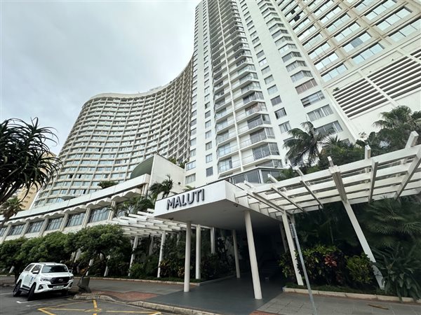 3 Bedroom Apartment 3 Bedroom Apartment