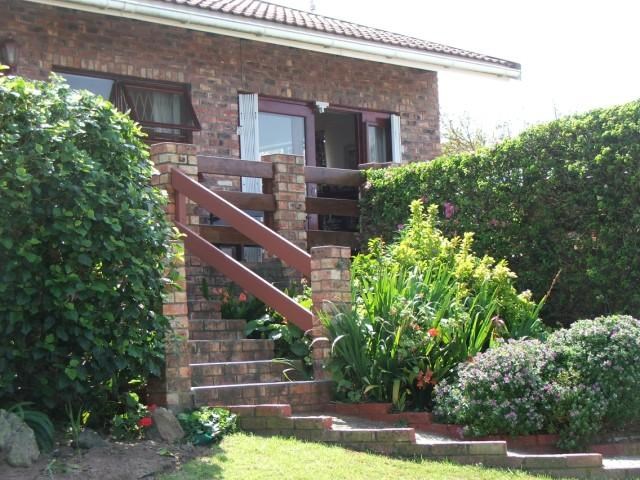 2 Bed House in Port Alfred photo number 5