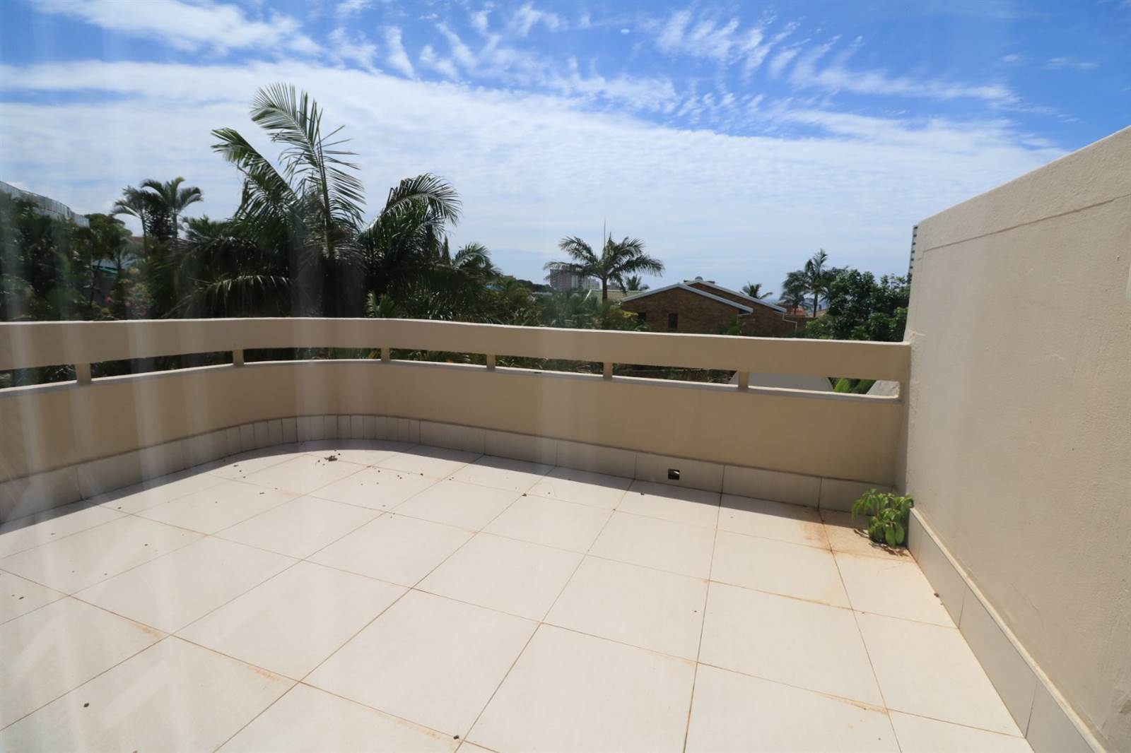 5 Bed Townhouse in Umhlanga Rocks photo number 20