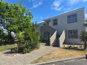 Apartment in Sonstraal Heights