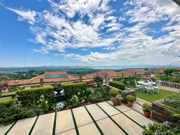 3 Bedroom Townhouse 3 Bedroom Townhouse
