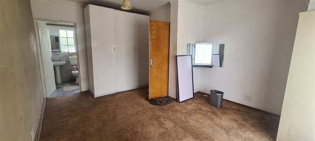 3 Bed Flat in Secunda photo number 10