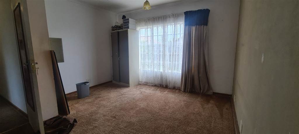 3 Bed Flat in Secunda photo number 9