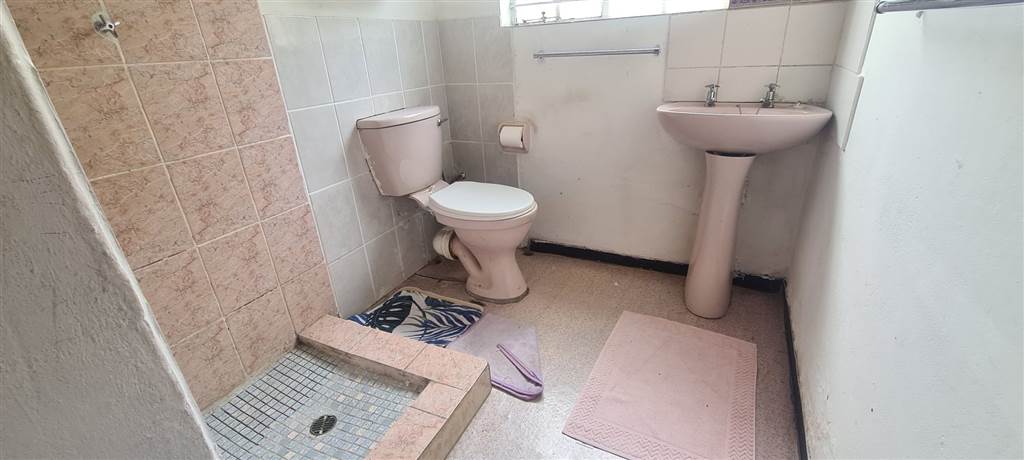 3 Bed Flat in Secunda photo number 13