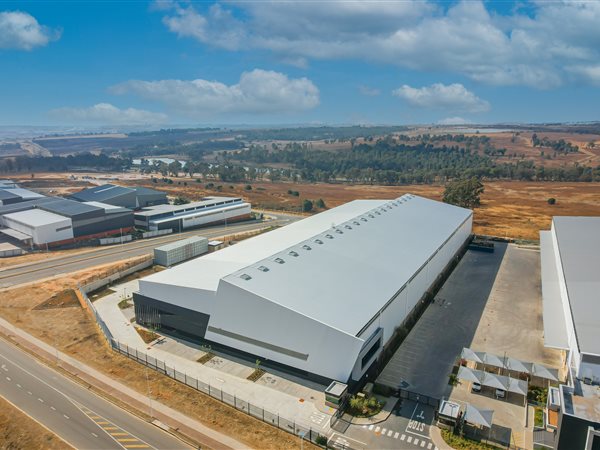10 092  m² Industrial space