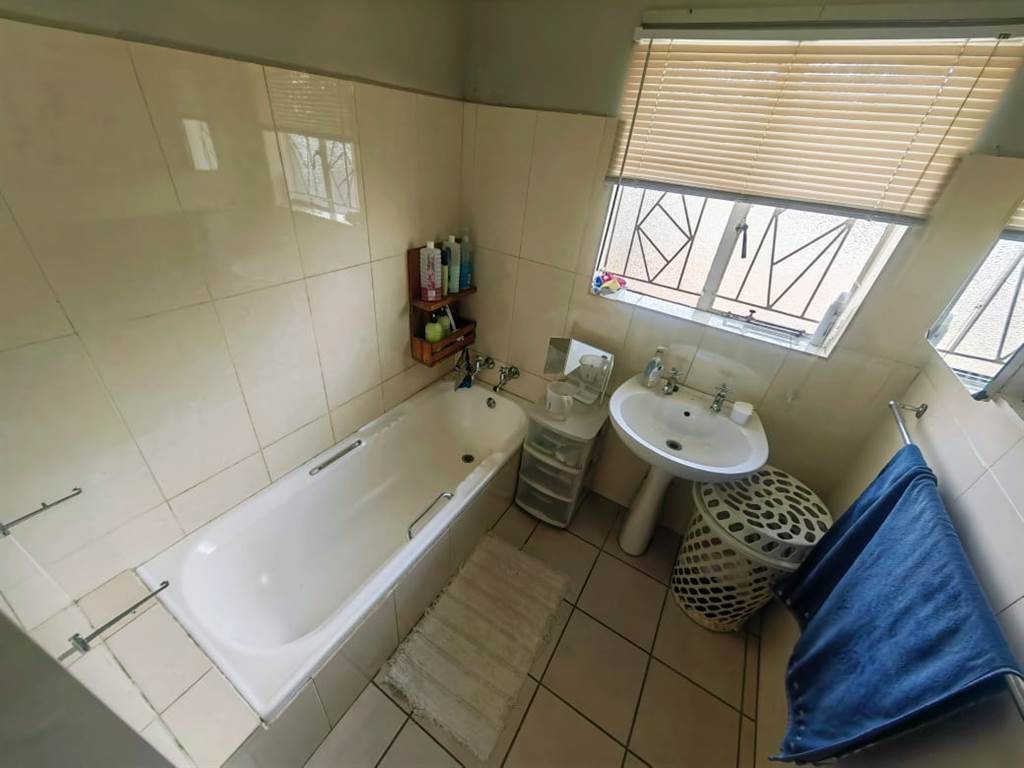 3 Bed House in Potchefstroom Central photo number 14