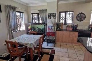 3 Bed House in Die Heuwel photo number 17