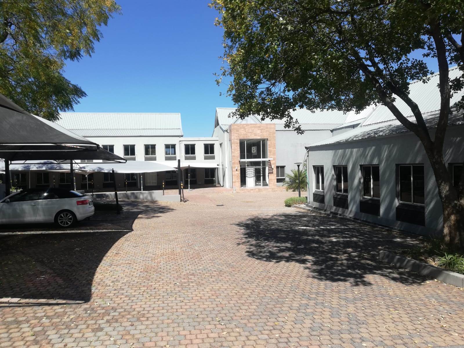 1354  m² Commercial space in Woodmead photo number 2