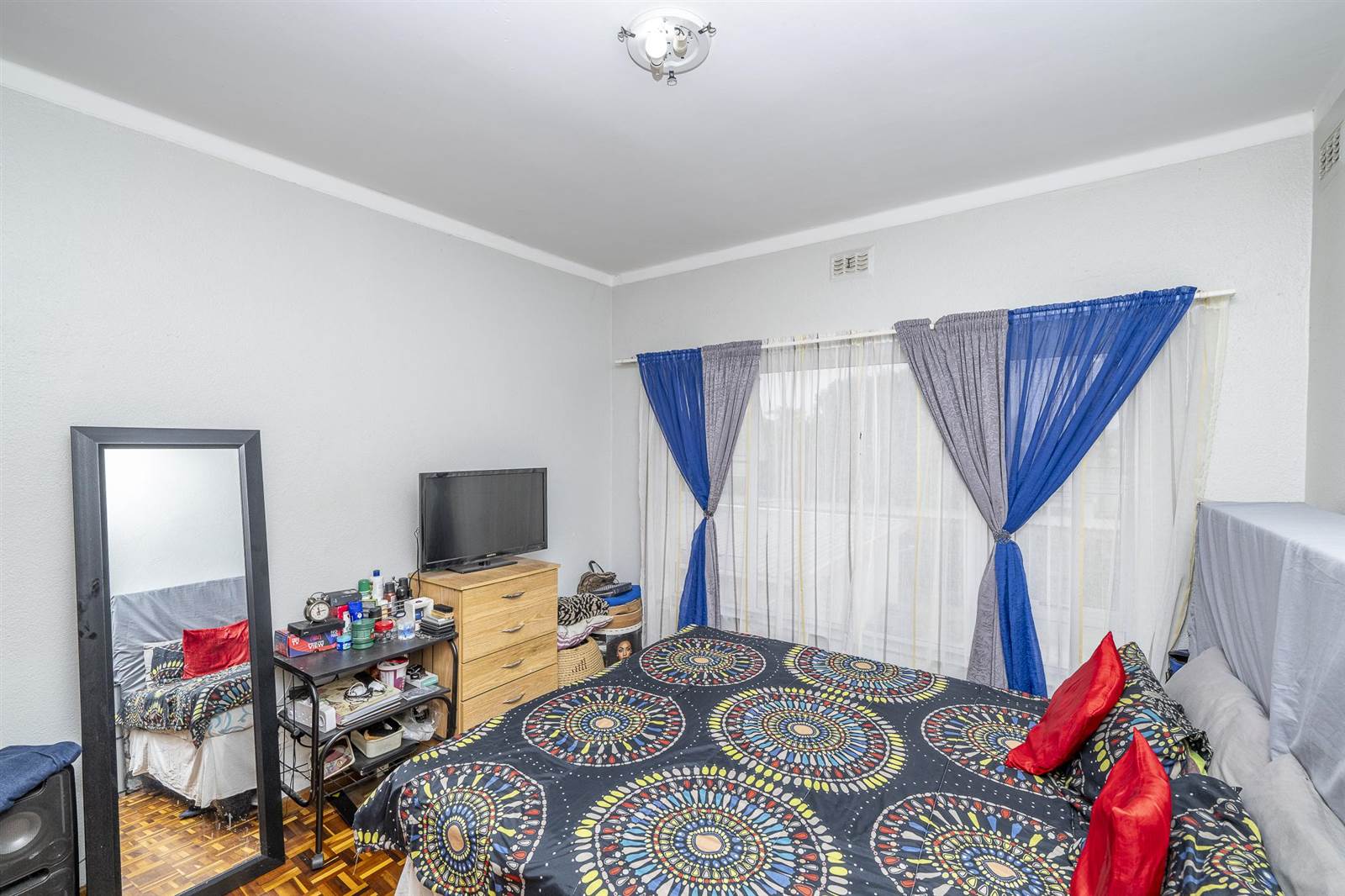 1 Bed Apartment in Parow Valley photo number 9