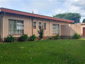 3 Bed House in Amajuba Park