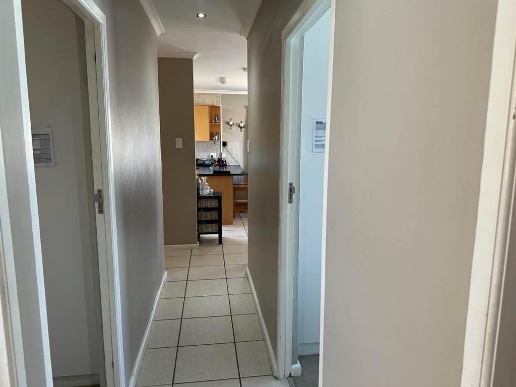 3 Bed Townhouse in Parsons Vlei photo number 15