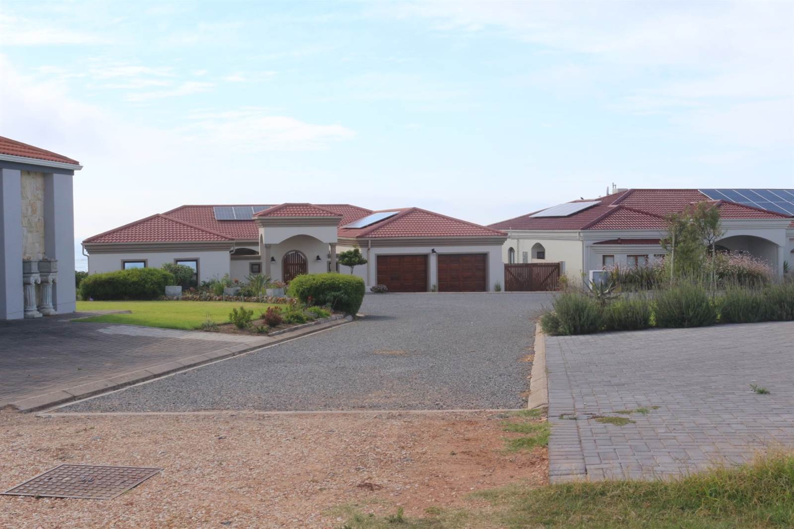 814 m² Land available in Stilbaai photo number 8