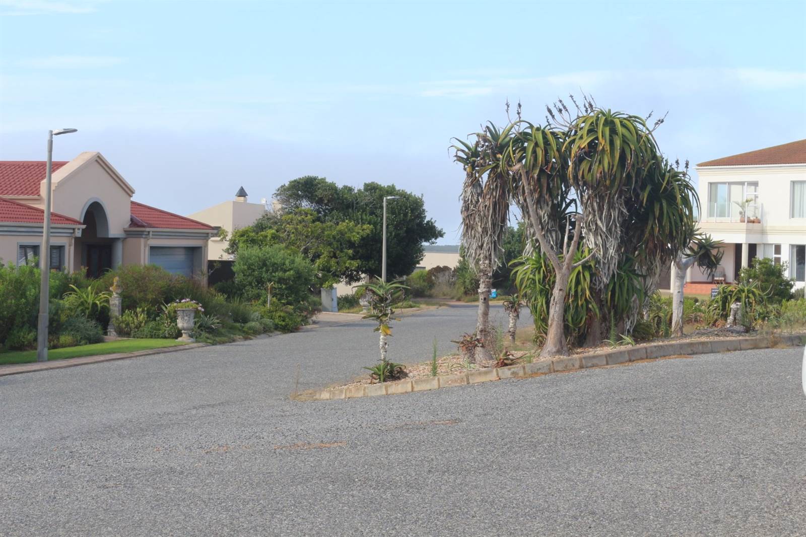 814 m² Land available in Stilbaai photo number 9