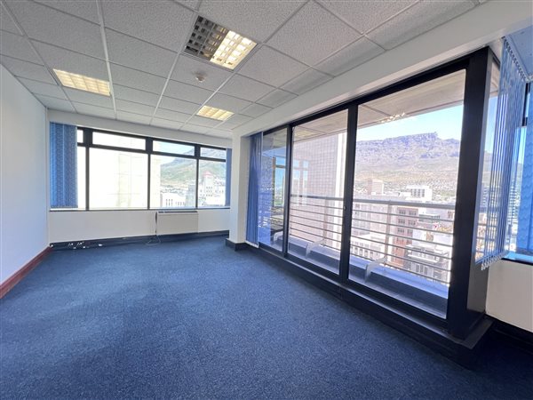 264  m² Commercial space