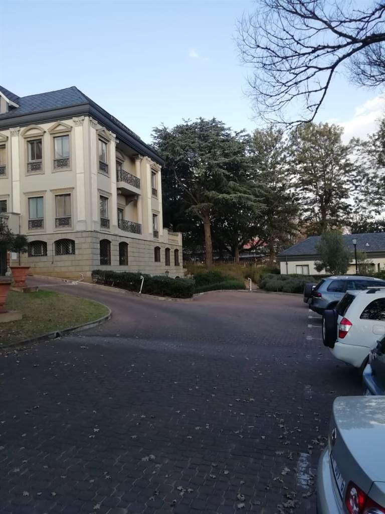 4133  m² Commercial space in Bryanston photo number 8