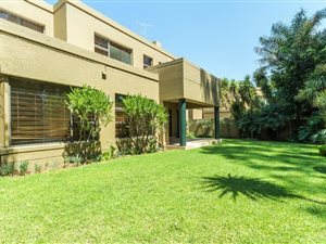 3 Bed House in River Club