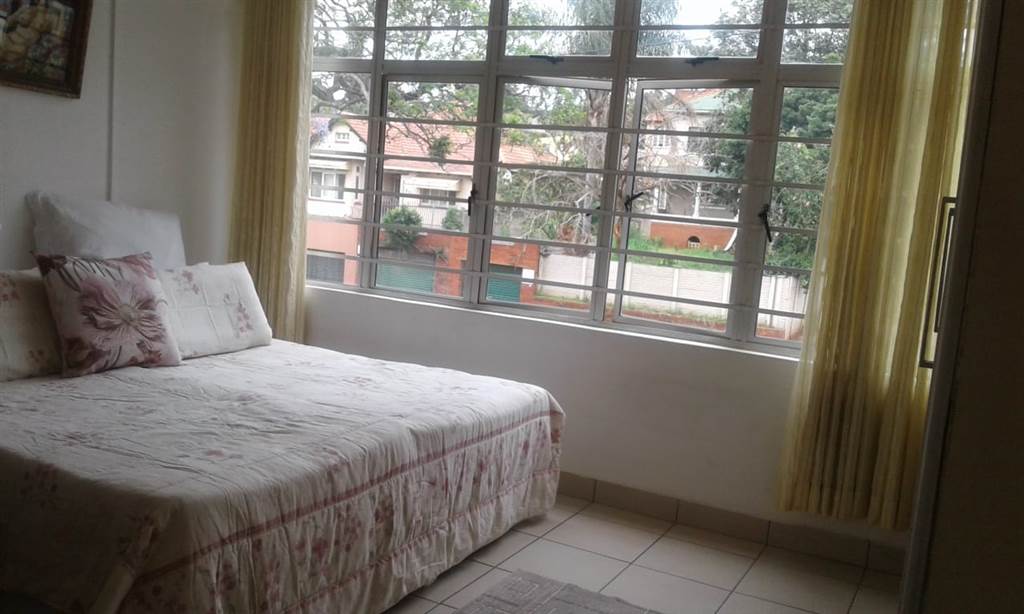 2.5 Bed Apartment in Umbilo photo number 8