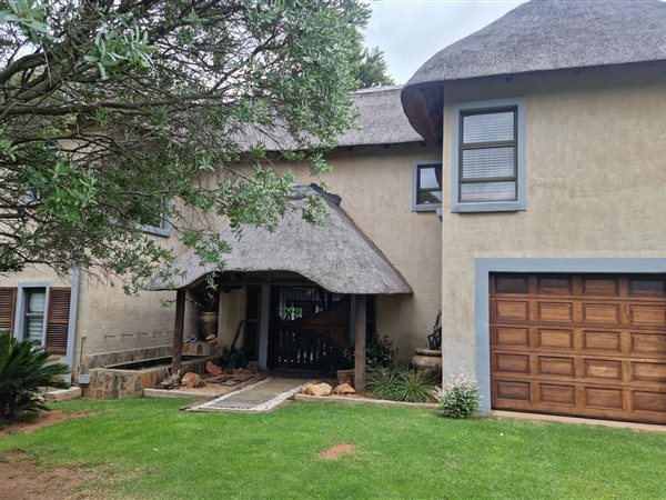 2.3 ha Smallholding in Kameelfontein and surrounds