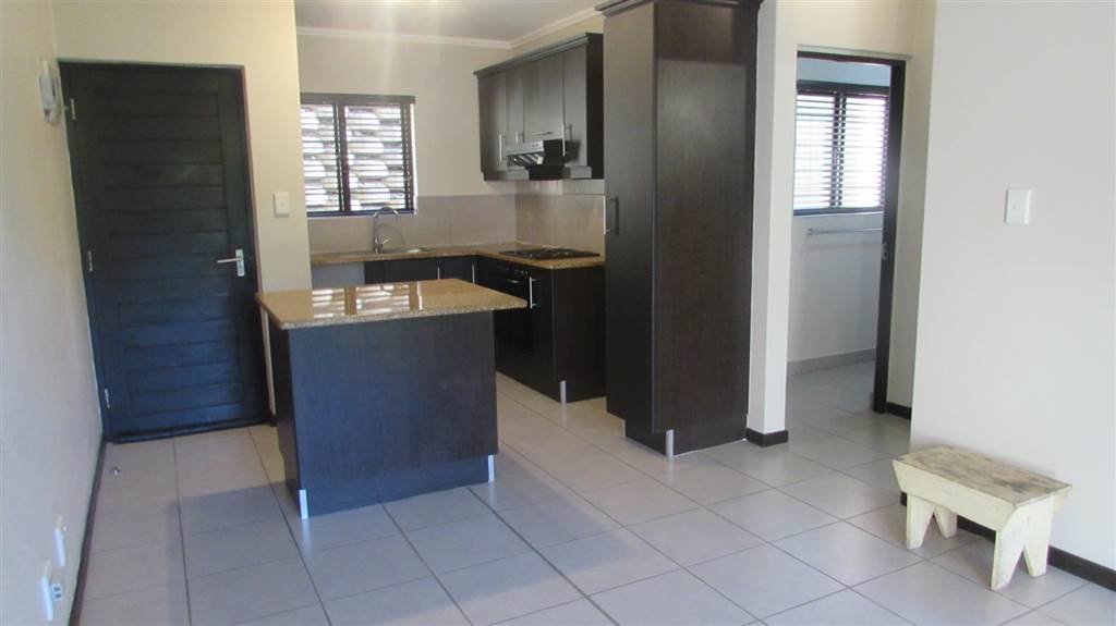 1 Bed Apartment in Westville photo number 5