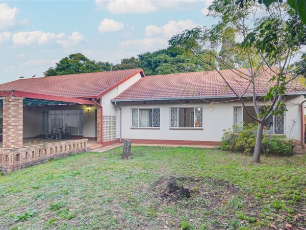 5 Bedroom House