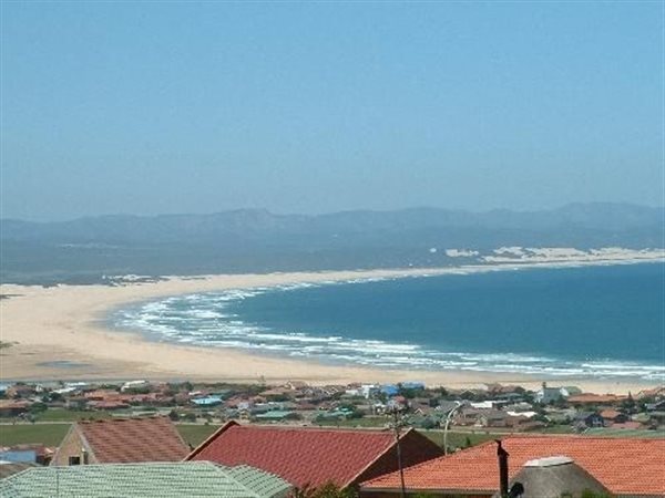 750 m² Land available in Jeffreys Bay