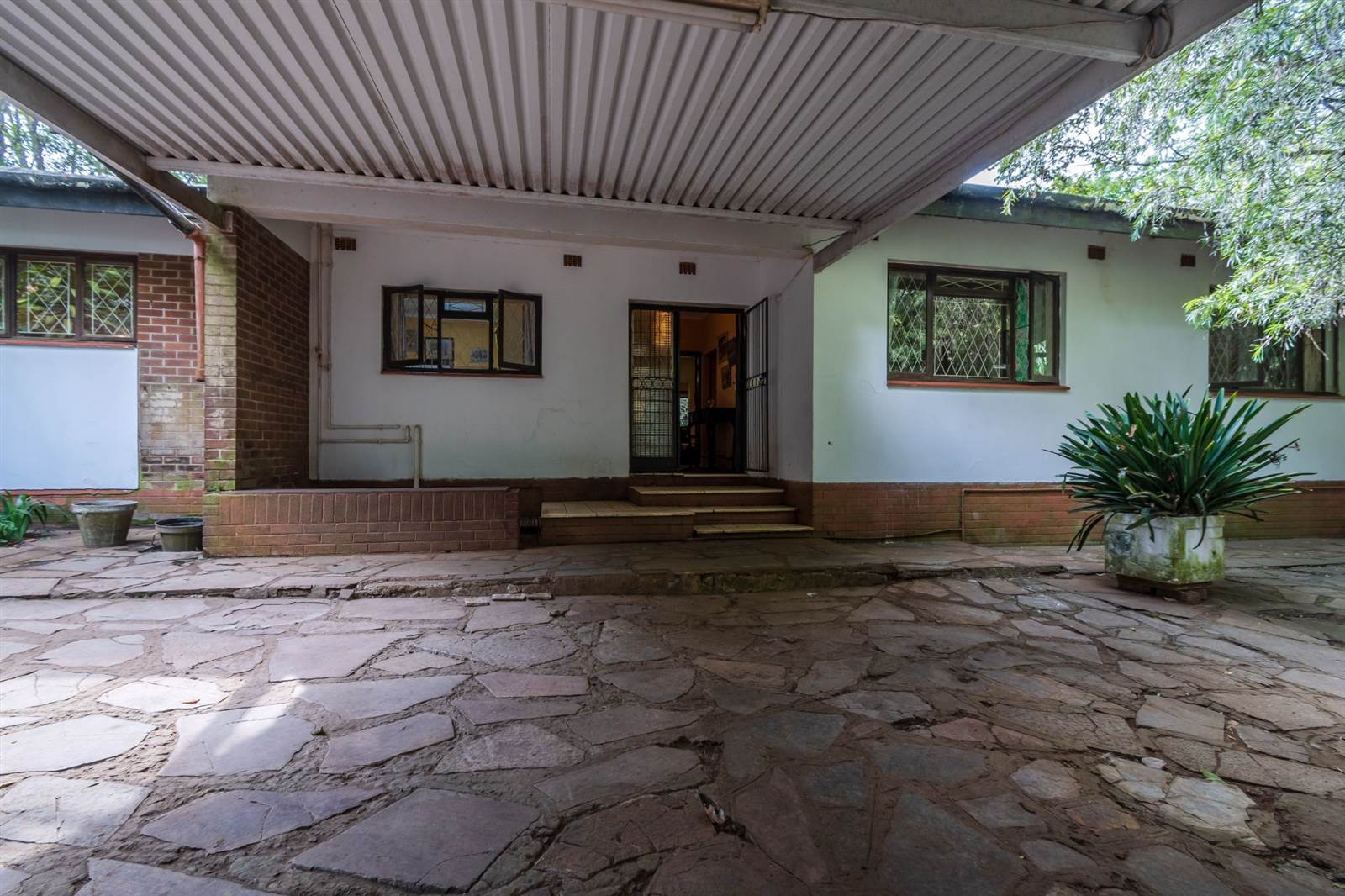 3 Bed House in Kloof photo number 7