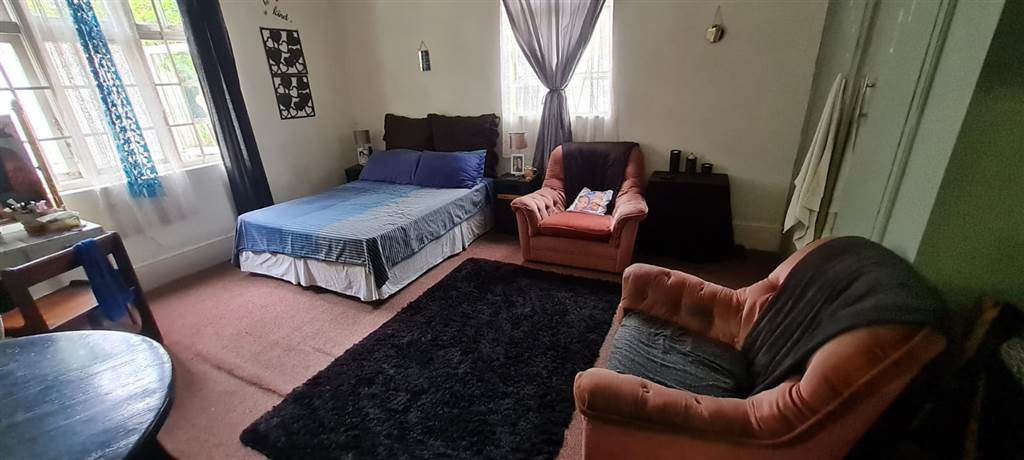 3 Bed House in Uitenhage Central photo number 11