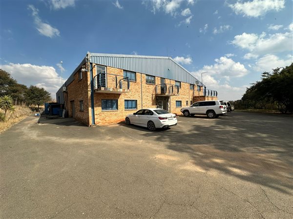 950  m² Industrial space