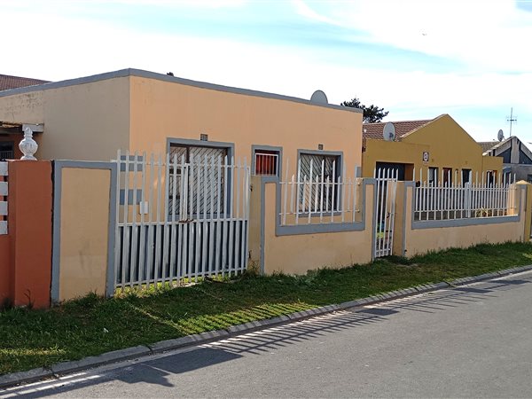 3 Bedroom House 3 Bedroom House