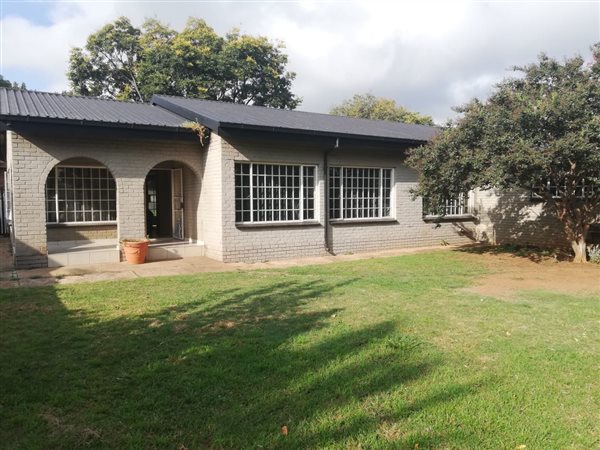 3 Bedroom House 3 Bedroom House