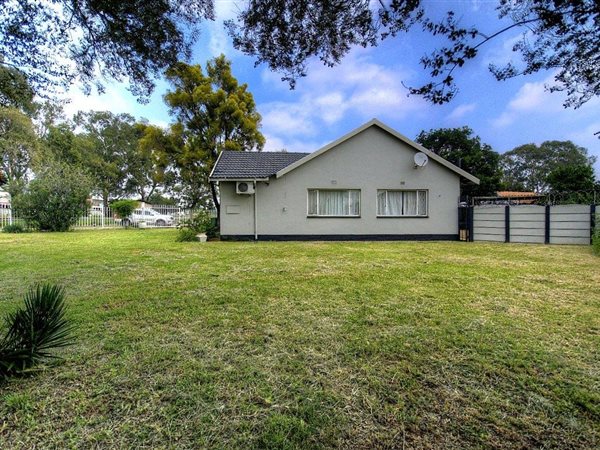 3 Bedroom House 3 Bedroom House