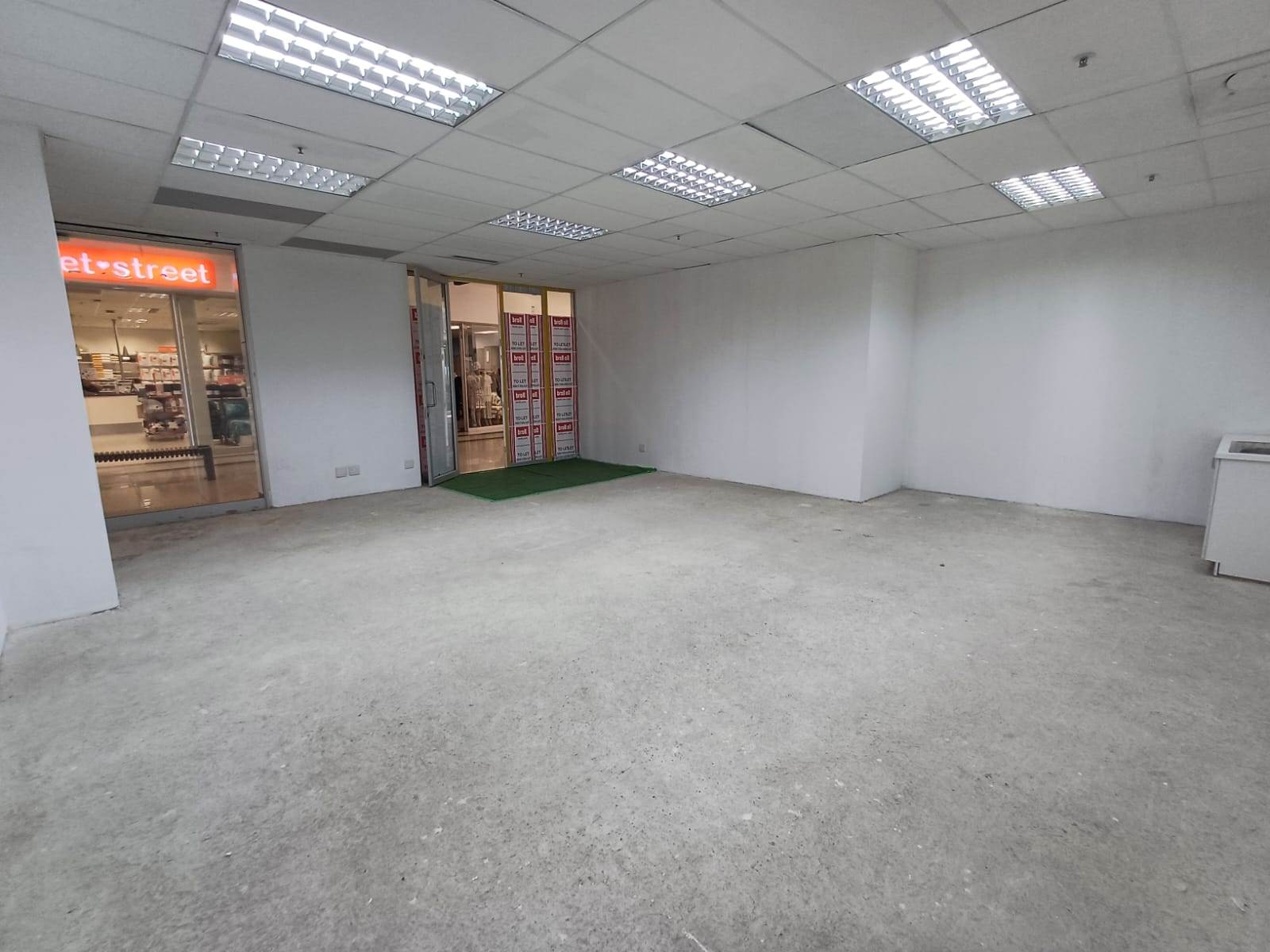 68  m² Commercial space in Randpark Ridge photo number 10